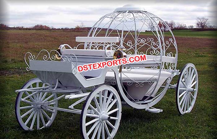 White English Cinderella Horse Carriage