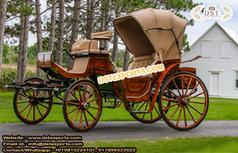 Traditional Horse Drawn Barouche Carriage